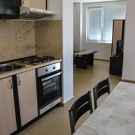 Pearl Apartament Ahtopol