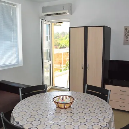Apartament Pearl *