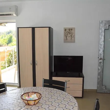 Pearl Apartament *
